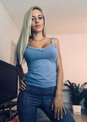 Проститутка Хлоя