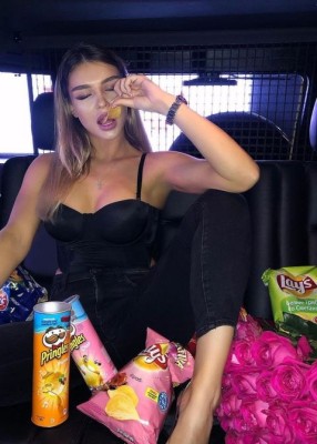 Проститутка Меган